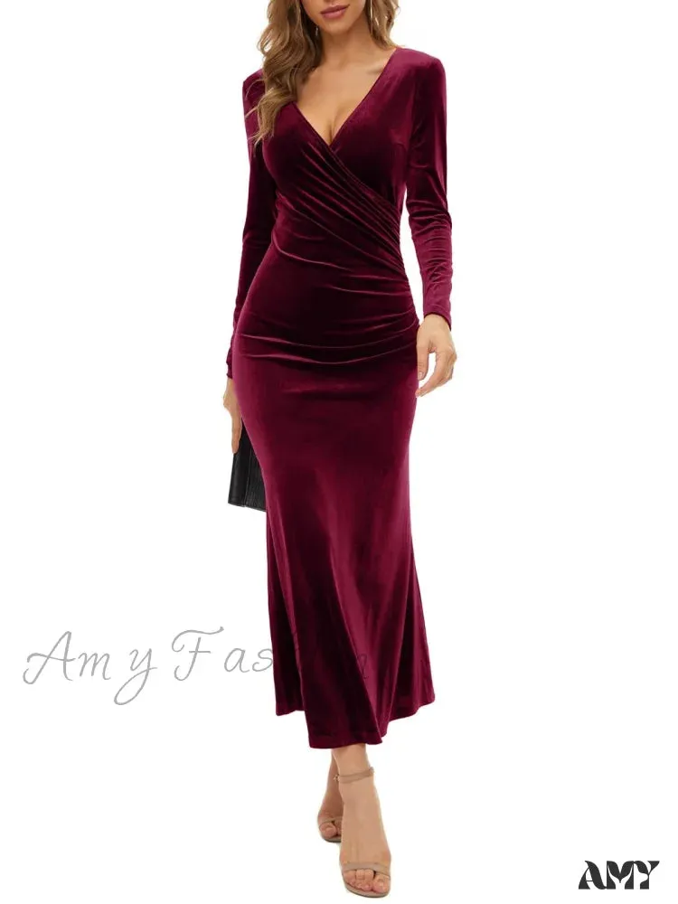 Amy Fashion - Autumn Velvet Bodycon Black Midi Dress