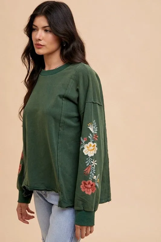 Lynne Floral Accent Pullover Top