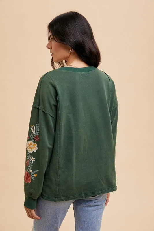 Lynne Floral Accent Pullover Top