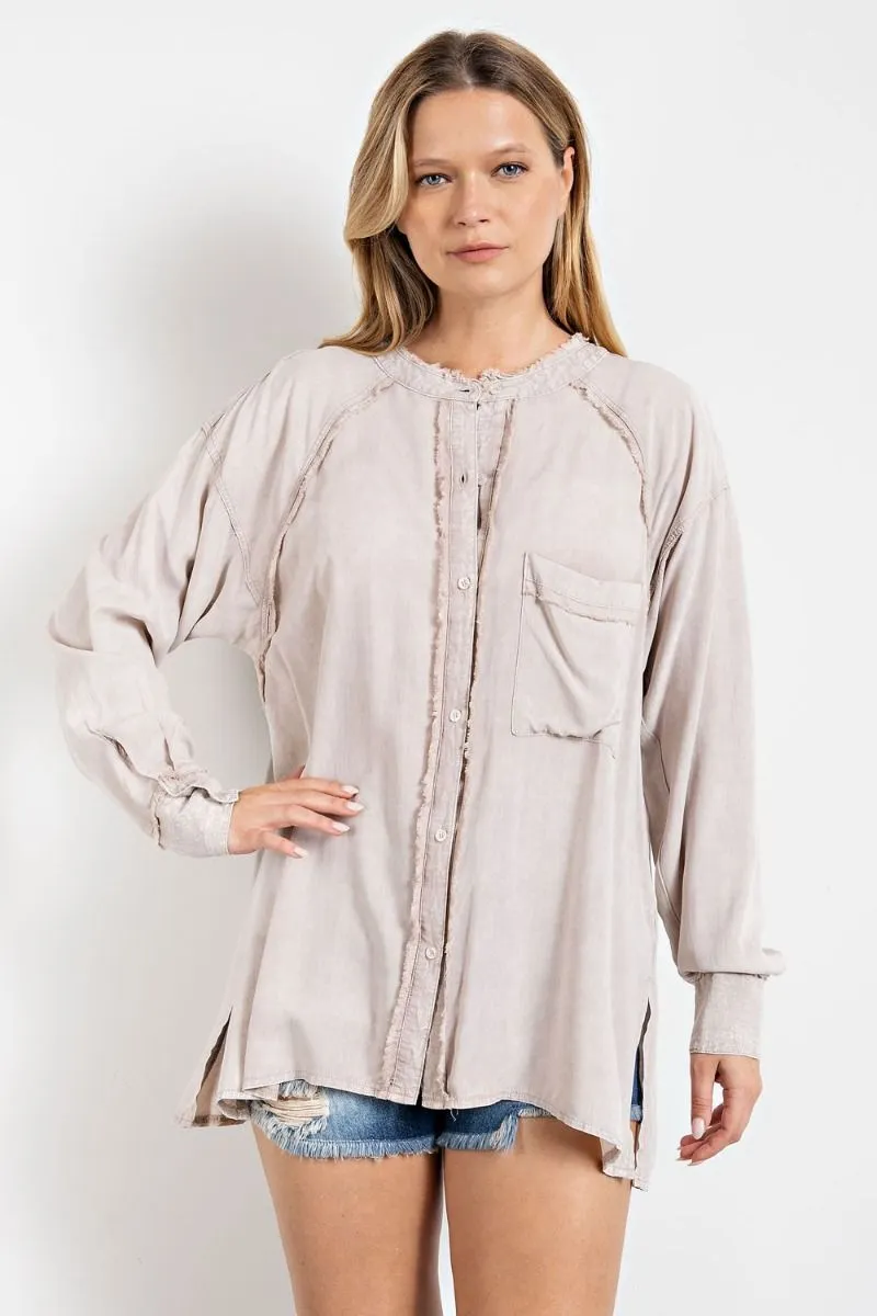 Mineral washed tunic shirt with chest patch pocket and double-buttoned cuffs