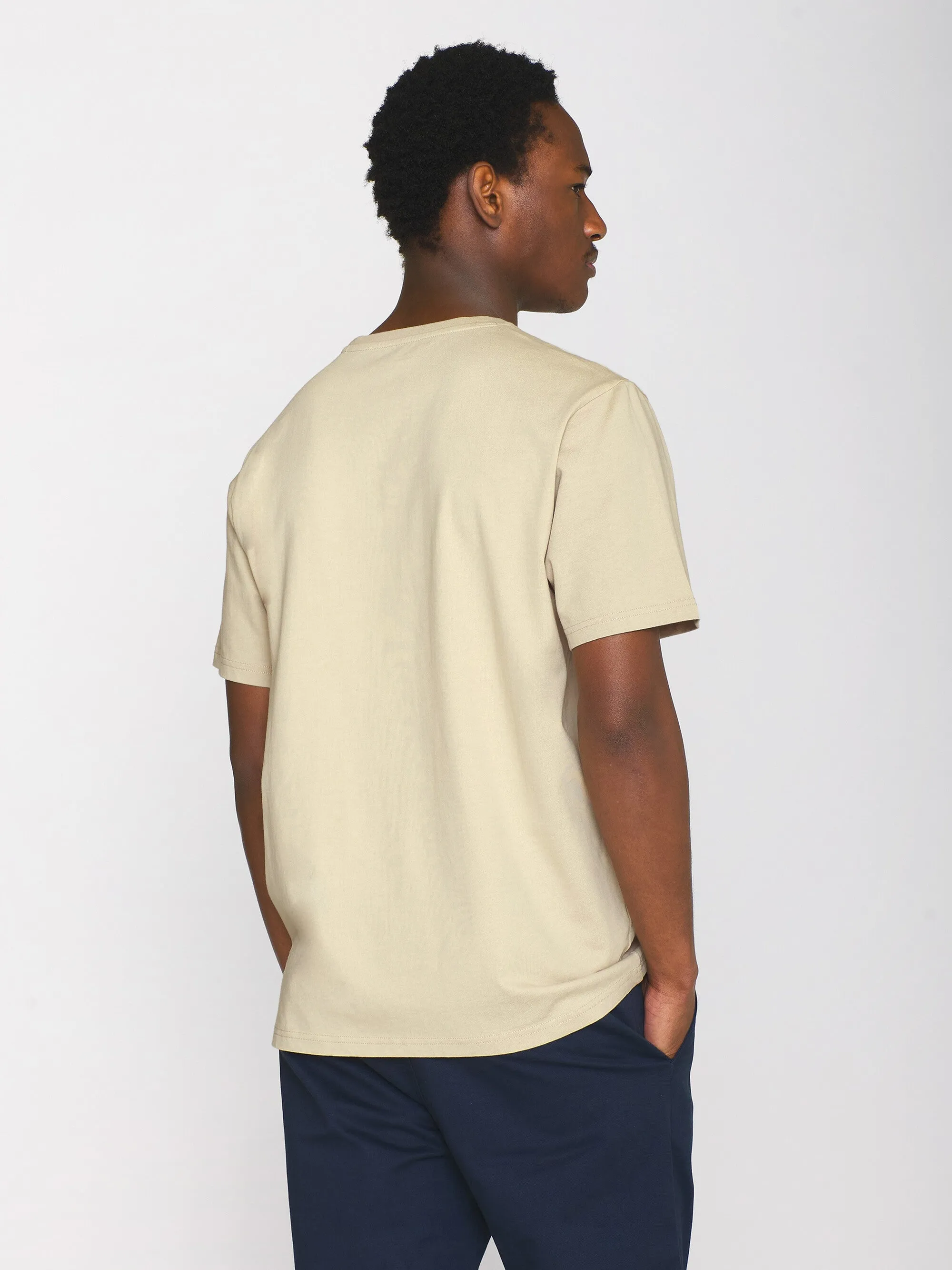 Regular fit Badge t-shirt - Safari melange